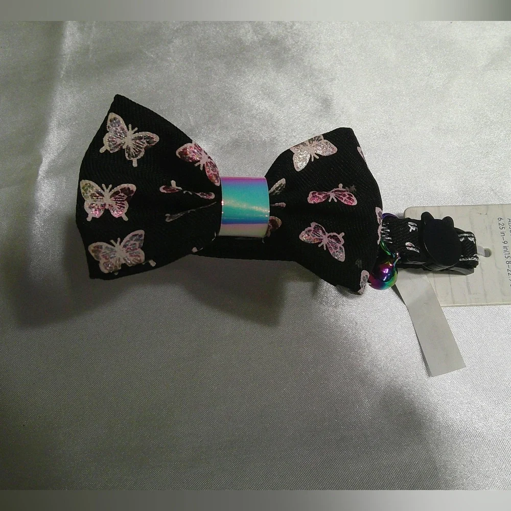 Whisker City Easy Release Butterfly w/Bow Kitten Collar